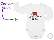 a baby bodysuit with a heart and the words sweet heart mia on it